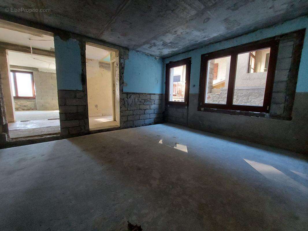 Appartement à TALLOIRES