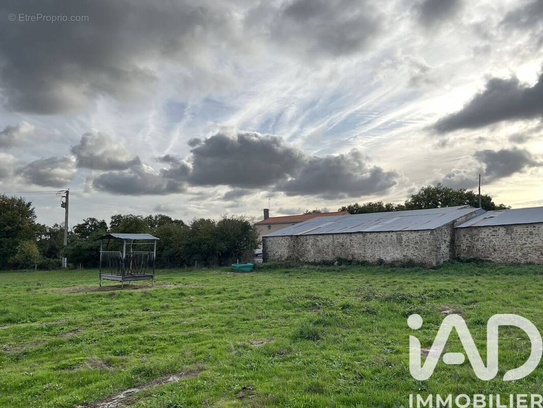 Photo 1 - Maison à LA VERRIE