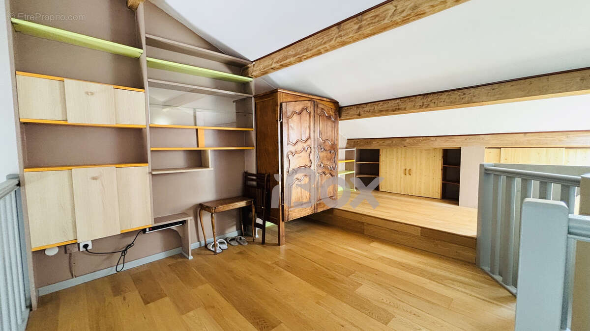 Appartement à CARQUEIRANNE