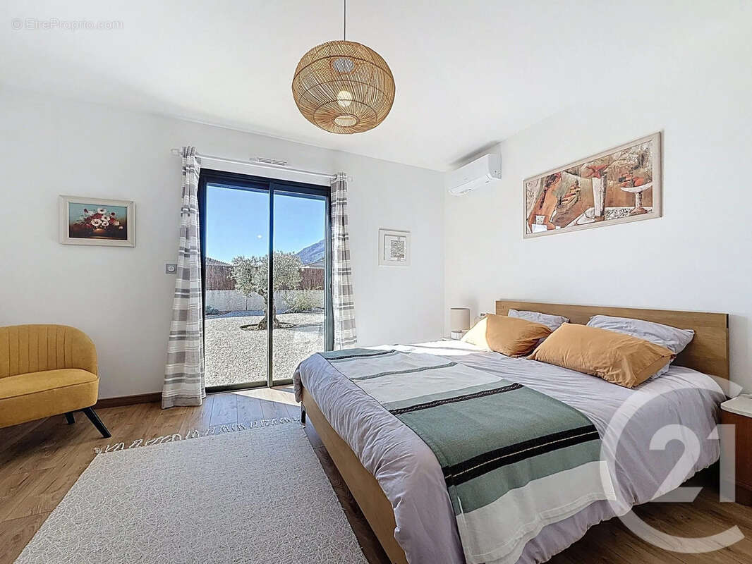 Maison à SANTA-LUCIA-DI-MORIANI