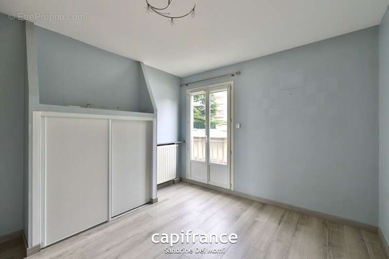 Appartement à TASSIN-LA-DEMI-LUNE