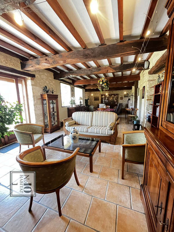 Maison à MAUVEZIN