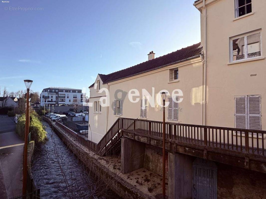 Appartement à CLAYE-SOUILLY