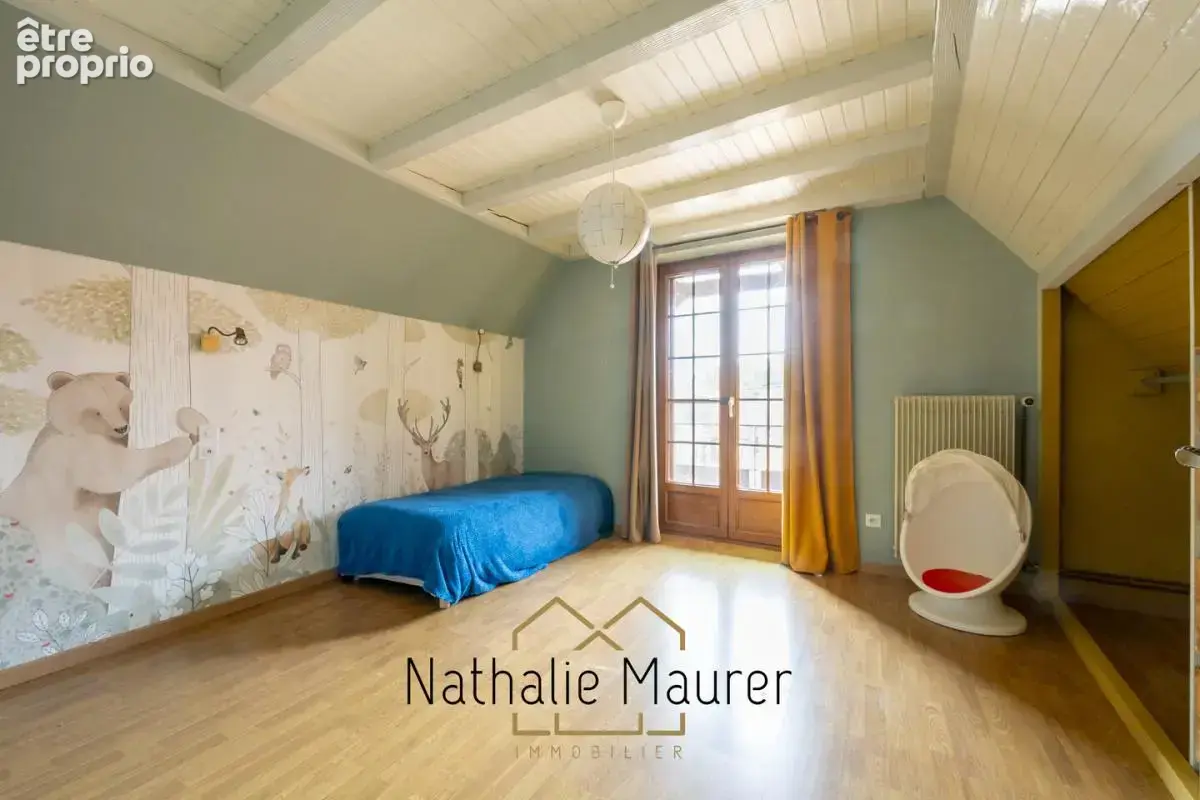 Maison familiale 8 pièces 5 chambres cour dépendances jardin - photo 12