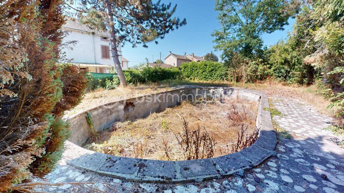 Ancienne boulangerie + logement atypique – terrain 790 m² - photo 13