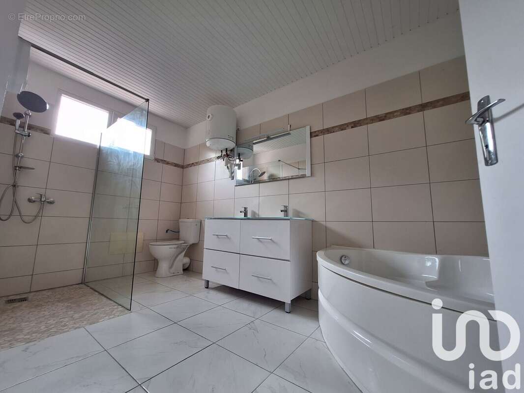 Photo 6 - Maison à LE LAMENTIN