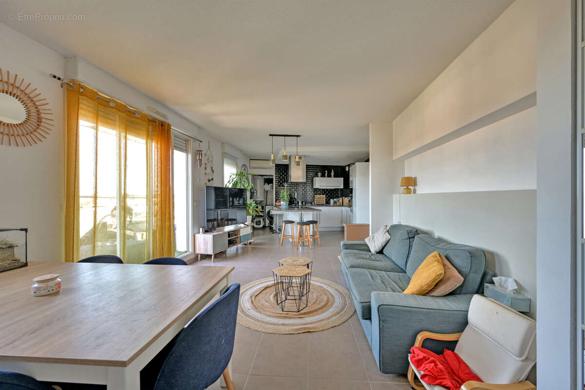 Appartement à AIMARGUES