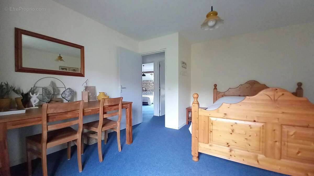 Maison à REGNEVELLE