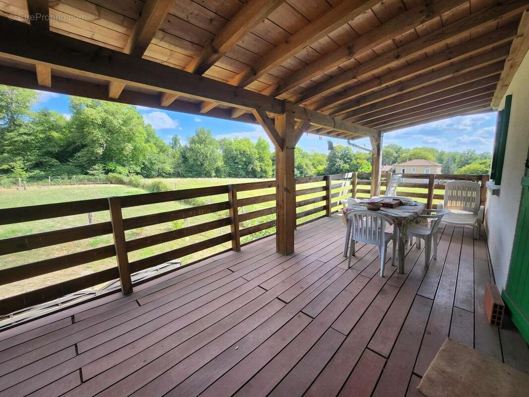 Photo 3 - Commerce à CAZAUBON