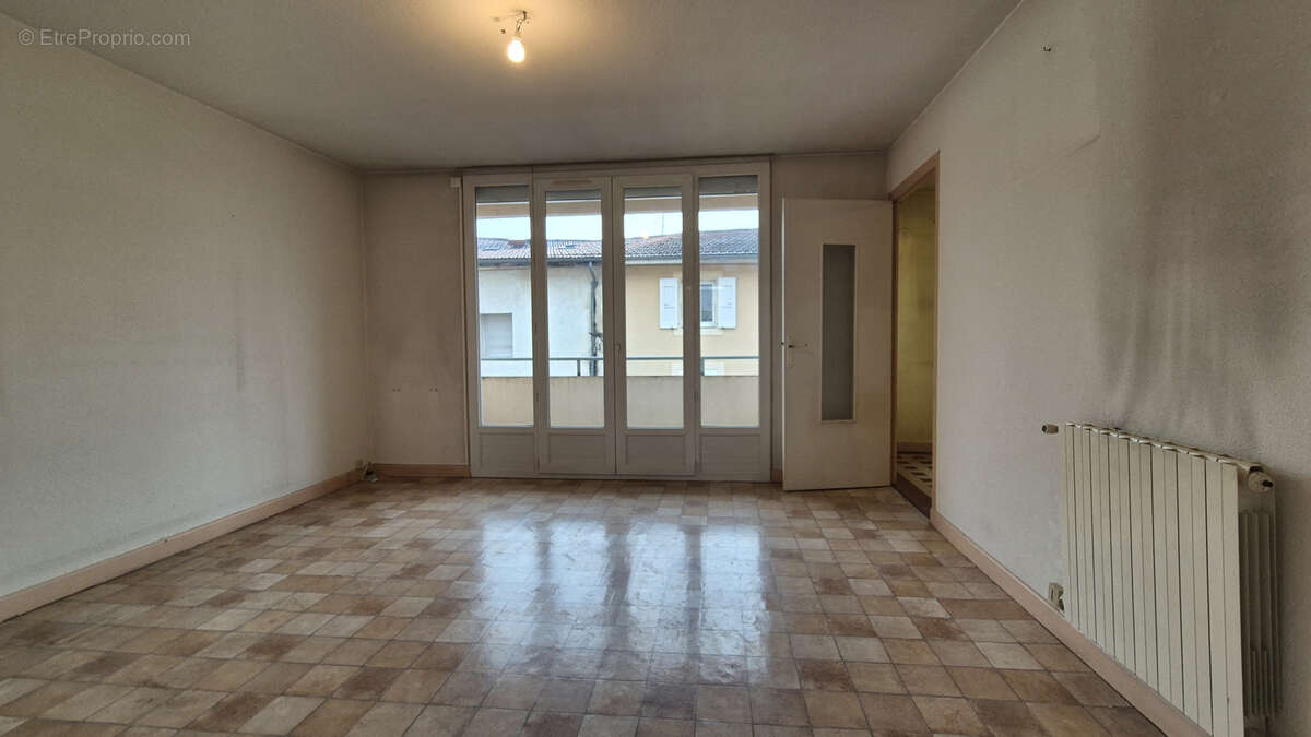 Appartement à BOURG-DE-PEAGE