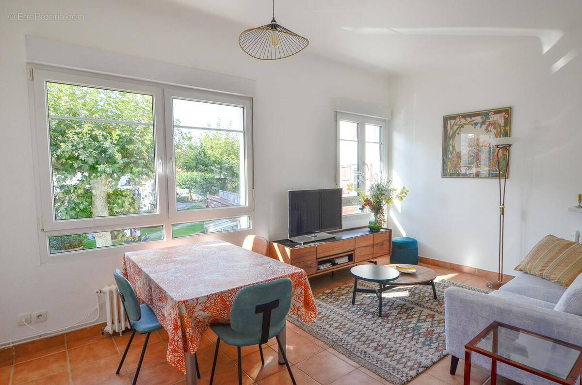 Appartement à CIBOURE