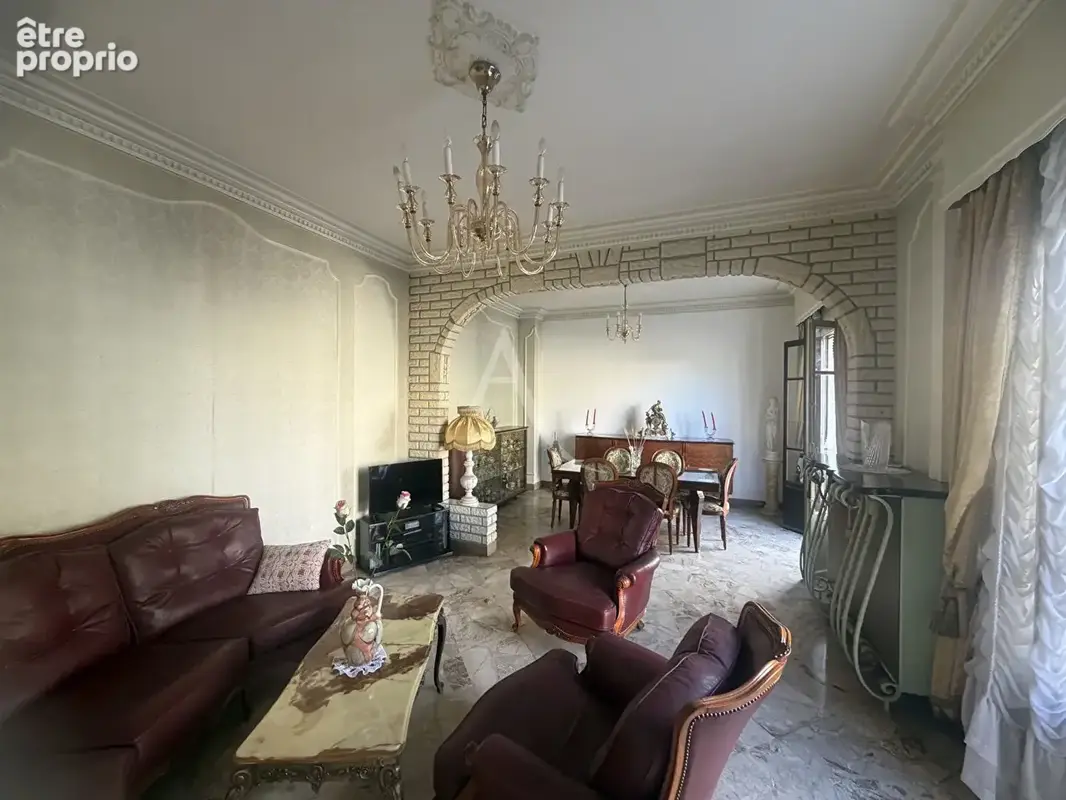 Maison Familiale La Courneuve 5 pièce(s) 150.15 m2 - photo 4