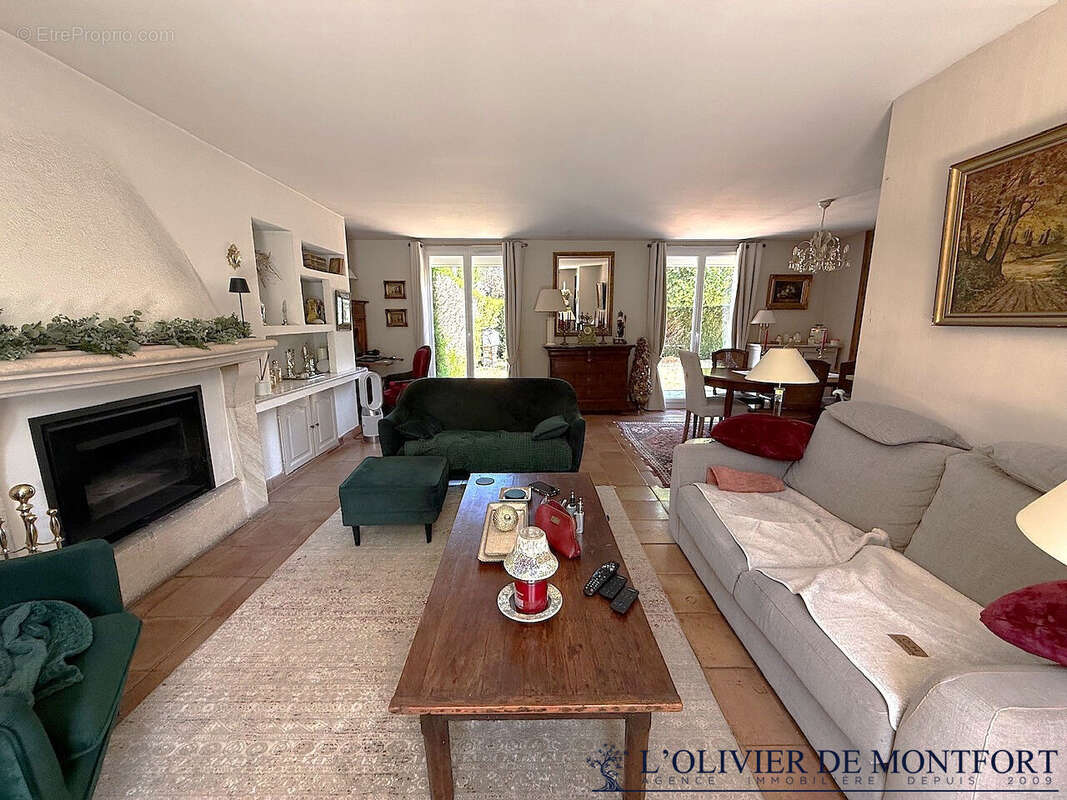 Maison individuelle Les Essarts Le Roi  de 139 m² au sol - photo 8