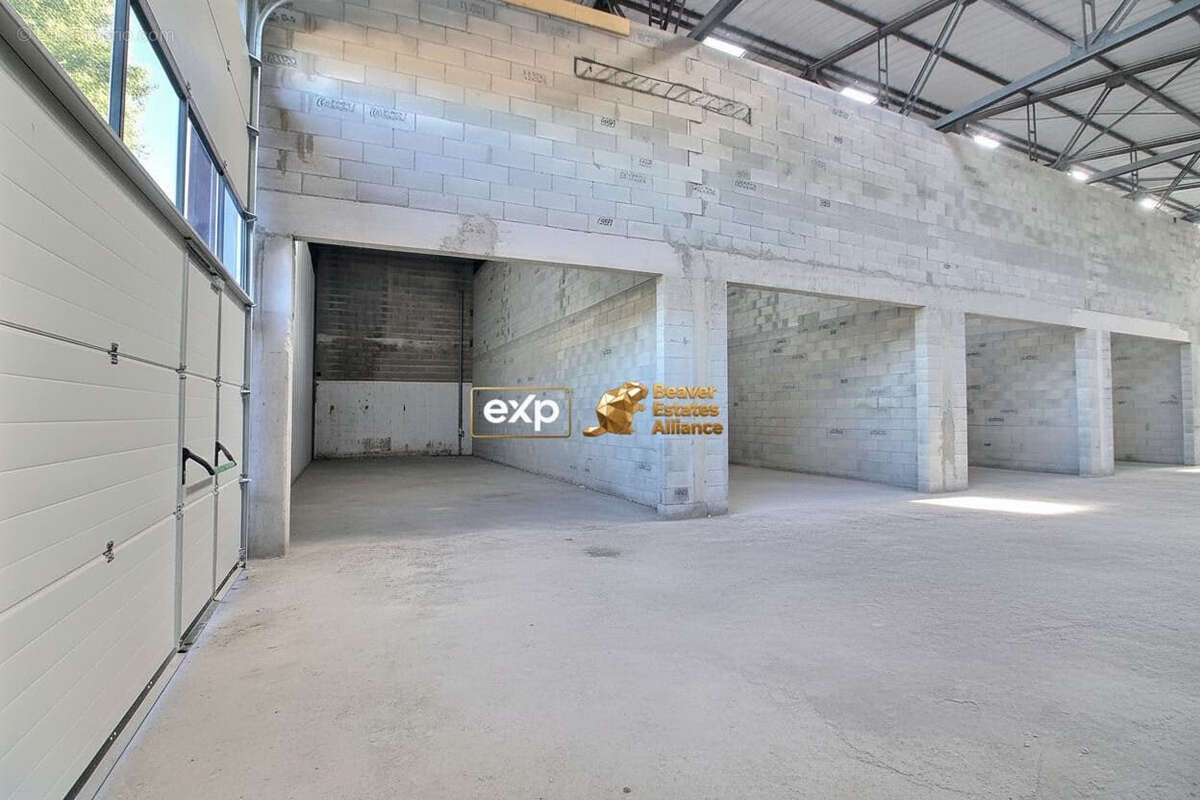 Commerce 140 m² à Orange  - photo 4