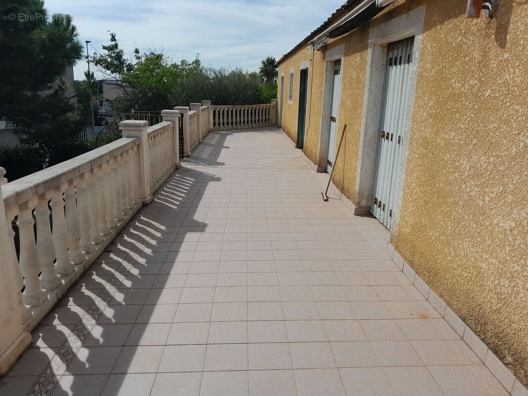Maison à VIAS