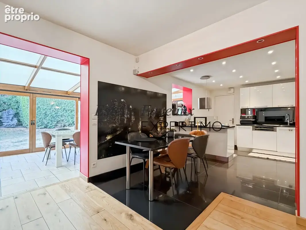 Maison familiale - volume et belles prestations - photo 6