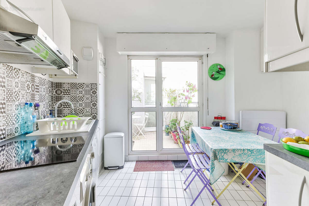 Appartement à PARIS-15E