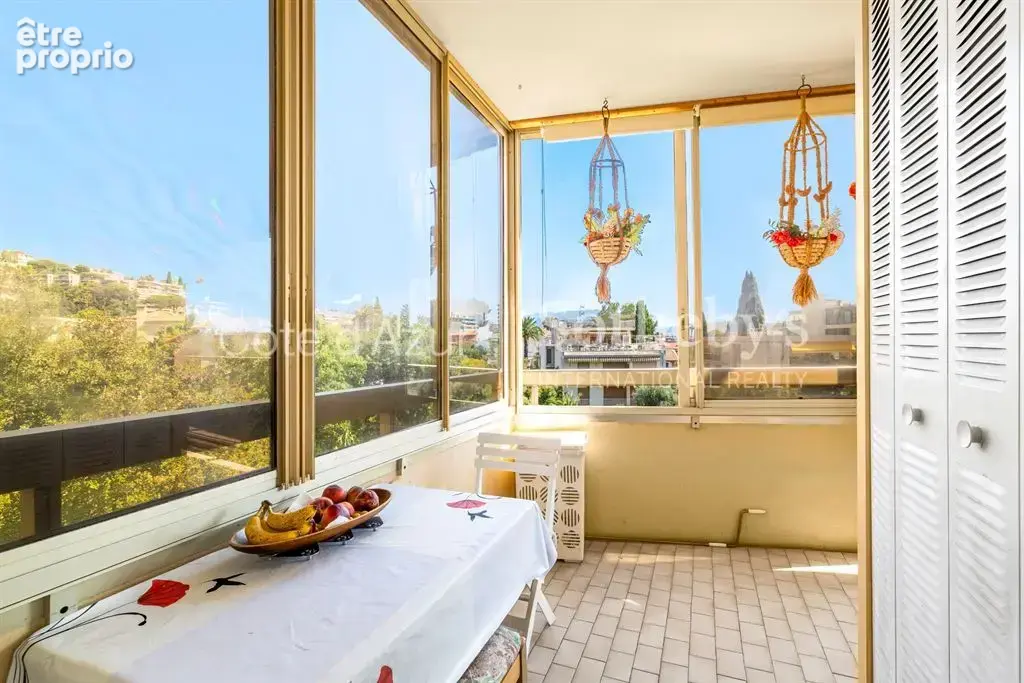 Nice Fabron, appartement 4 pièces à rénover avec terrasses dans une résidence avec piscine - photo 10