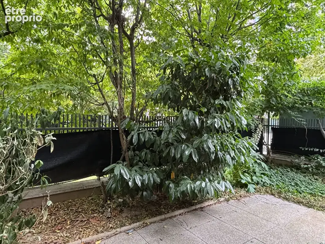 Jardin privatif de 44m2 en bordure de Parc Marguertite Yourcenar - photo 2