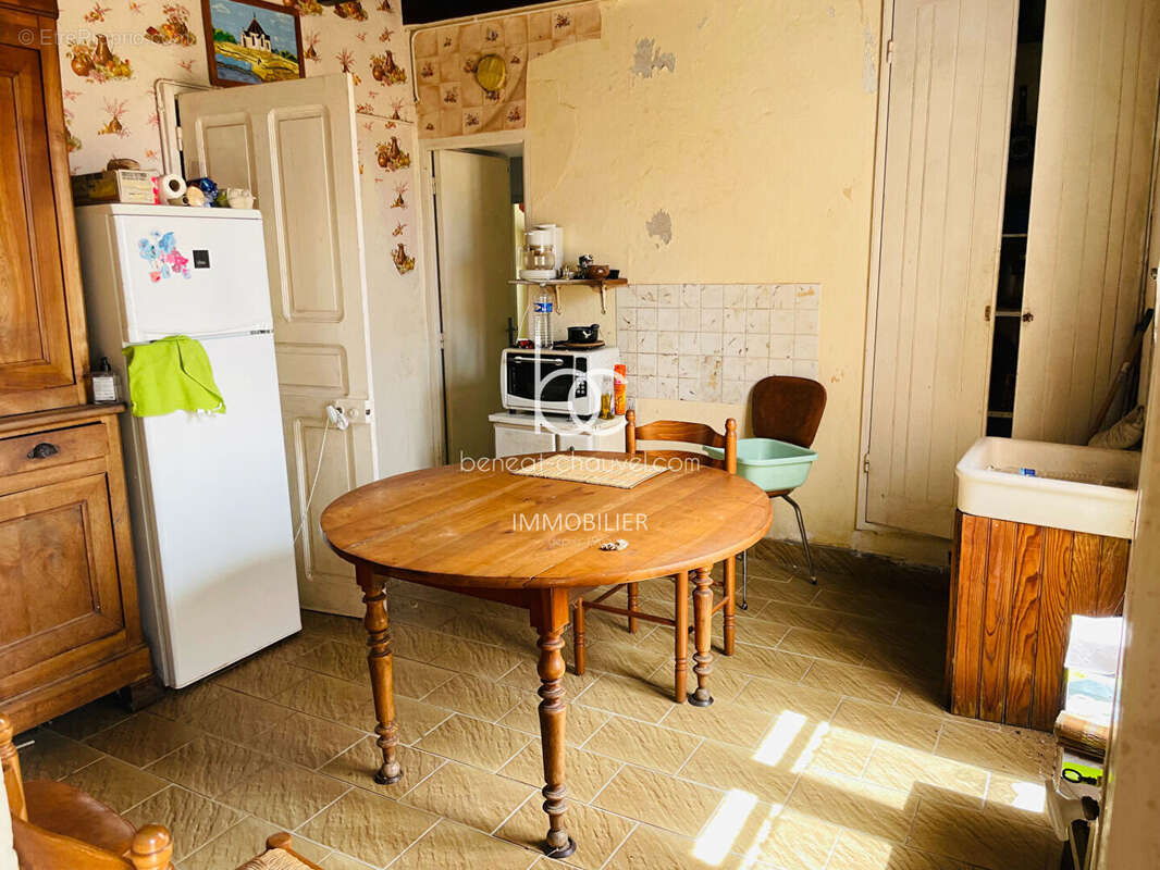 Maison Sarzeau - à rénover - 200 mètres OCEAN - 590 m2 de terrain - photo 4