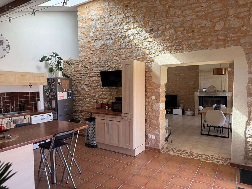 Maison à SAINT-CIERS-SUR-GIRONDE