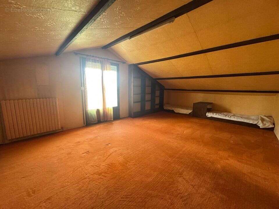 Maison à FLEURY-SUR-ORNE