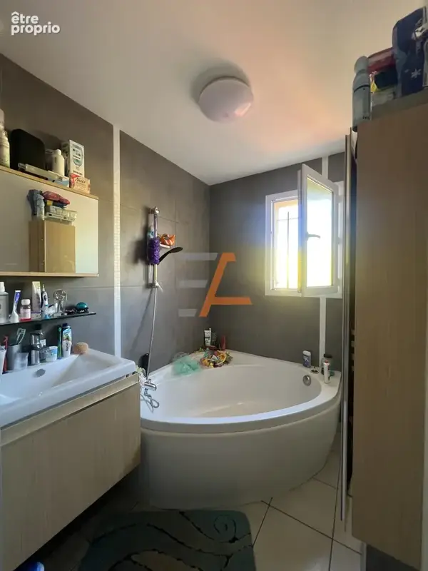 Maison 105 m2   3 chambres   Terrain clos et arboré   Secteur calme et recherché - photo 3
