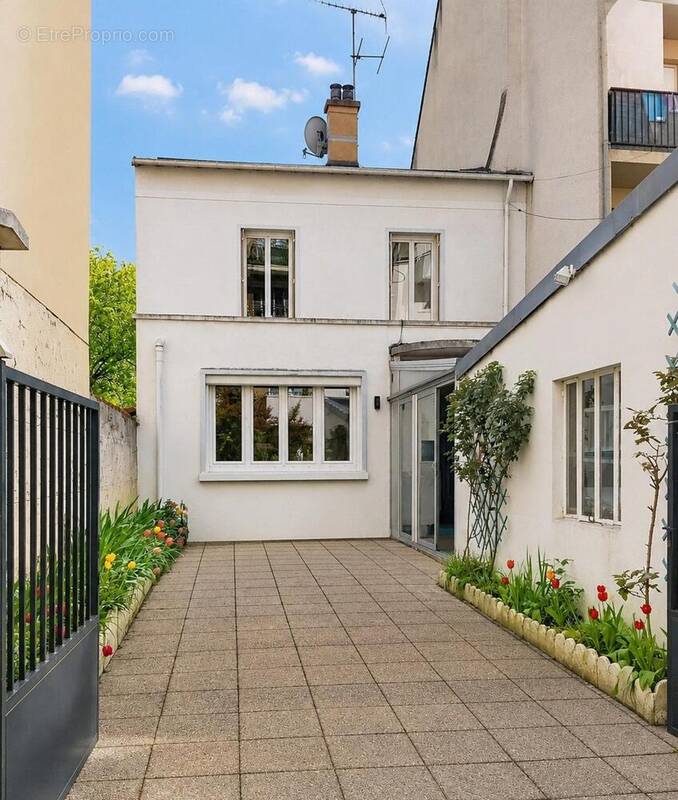 Photo 1 - Maison à MANTES-LA-JOLIE