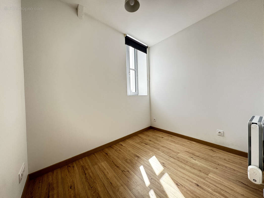 Maison à BARBEZIEUX-SAINT-HILAIRE