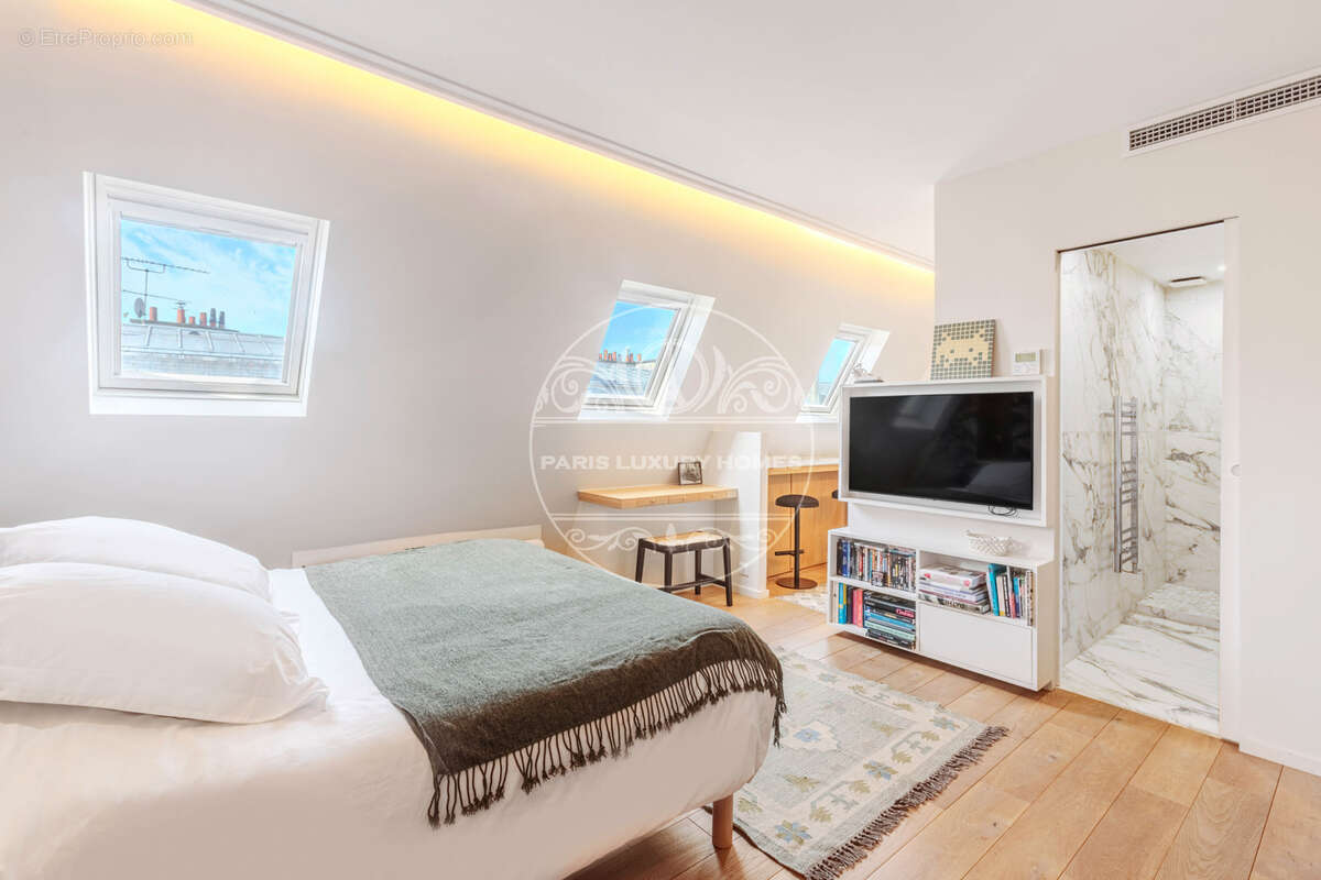 Appartement à PARIS-4E