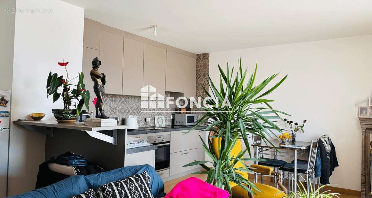 Appartement à MEYLAN