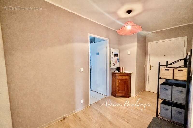 Appartement à SAVIGNY-LE-TEMPLE