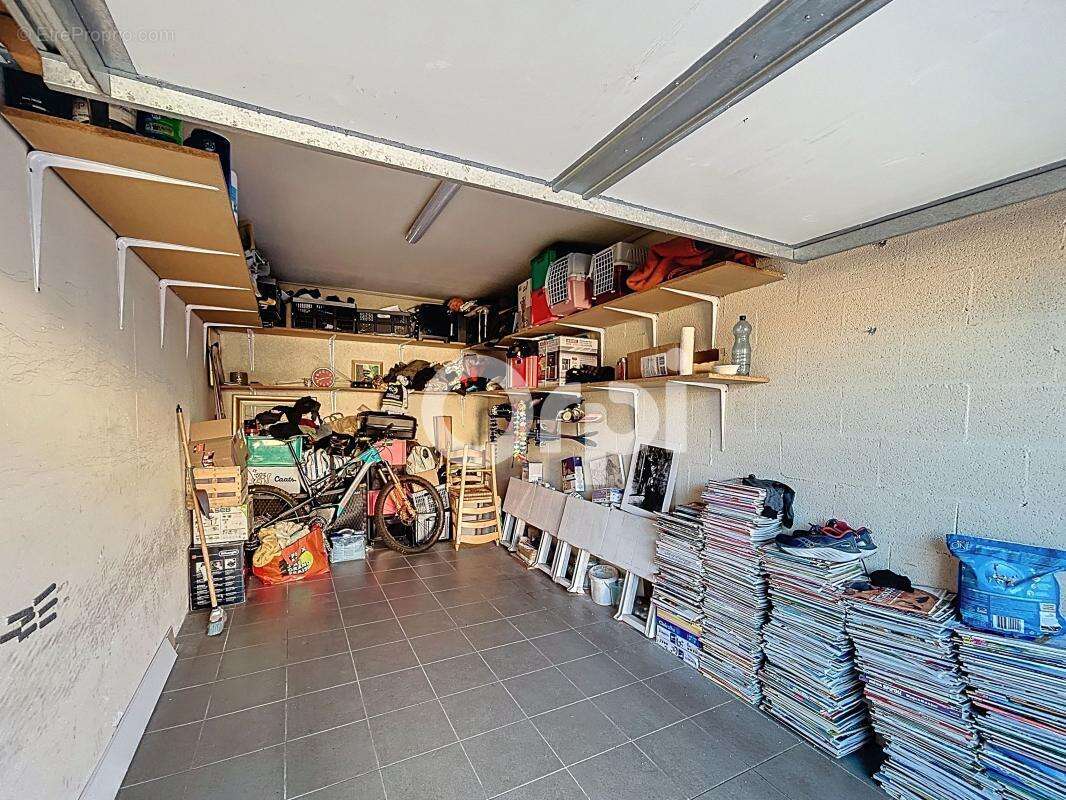 Appartement à ROQUEBRUNE-SUR-ARGENS