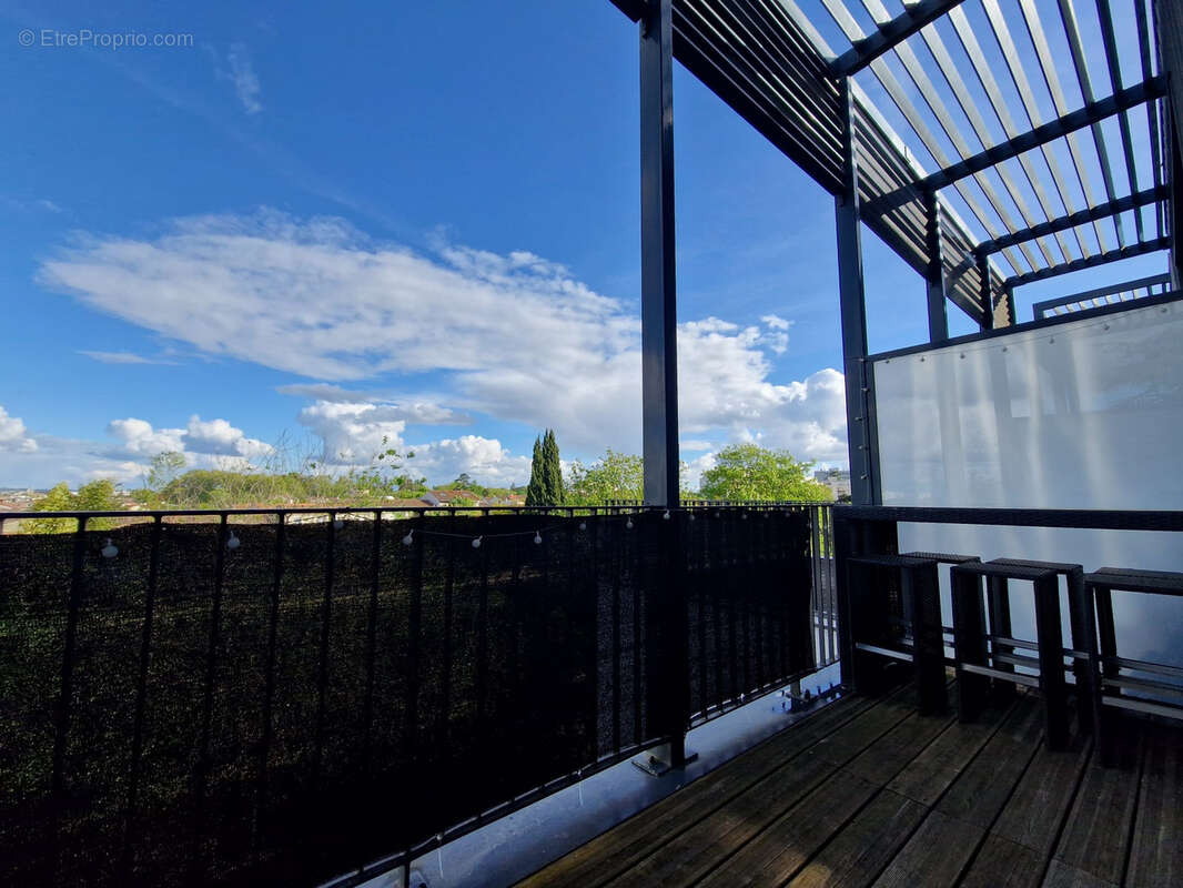 Appartement à BORDEAUX