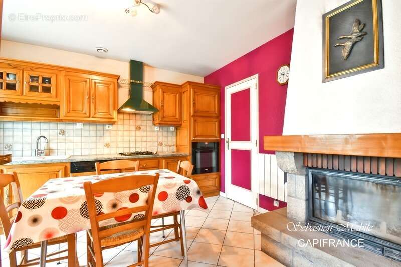 Maison à ROZ-SUR-COUESNON