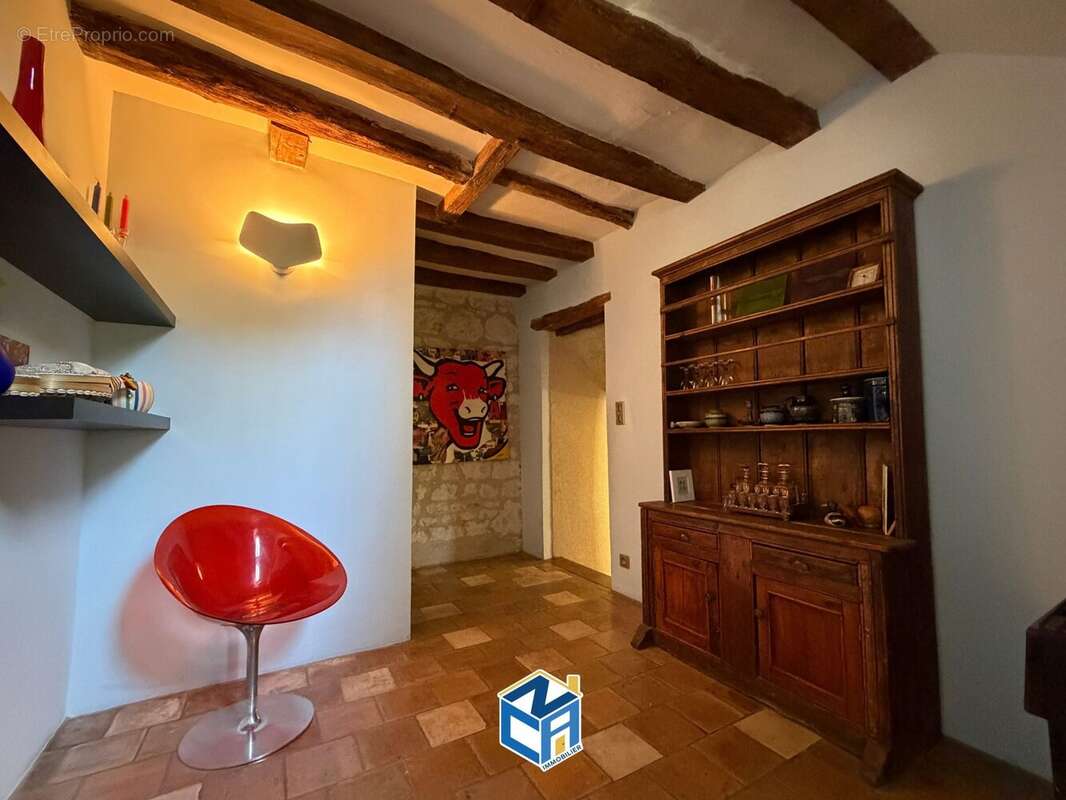 Maison 221 m² à Maille  - photo 9