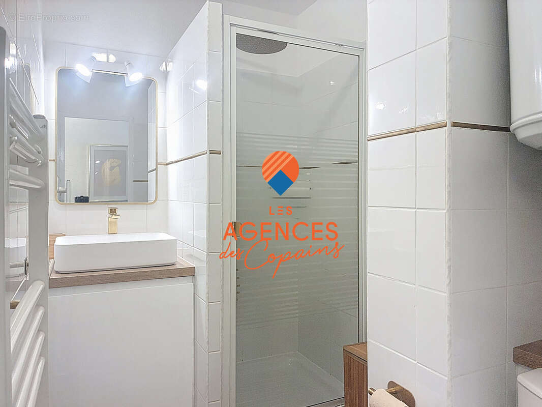 Appartement à SIX-FOURS-LES-PLAGES