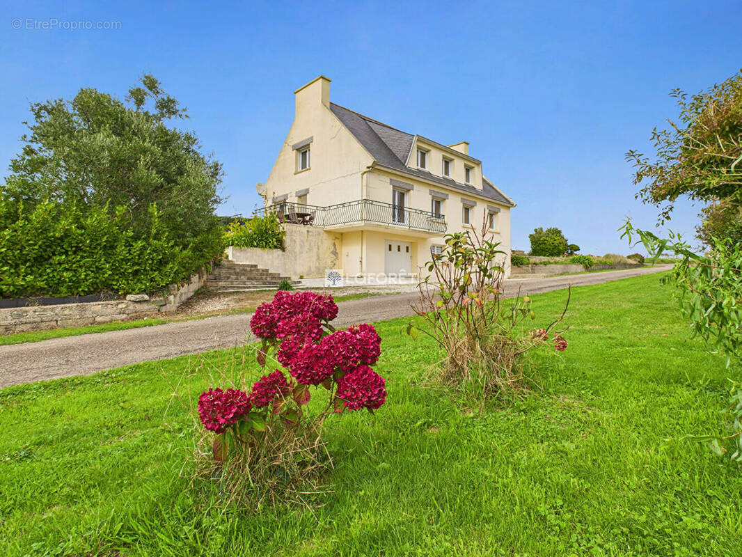 Maison à POULDREUZIC