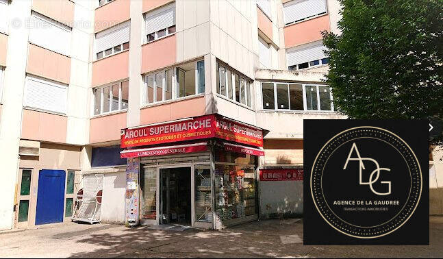 Commerce à RIS-ORANGIS