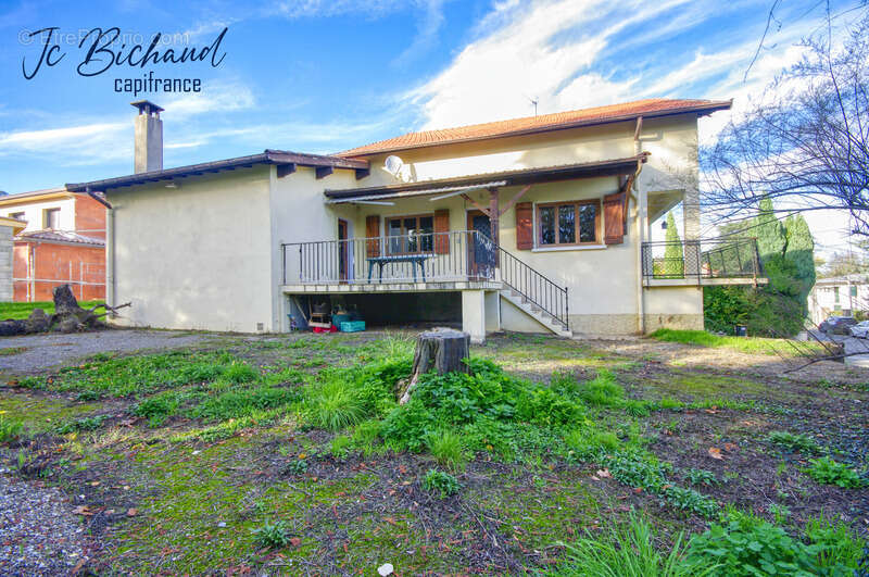 Maison à COLLONGES-AU-MONT-D&#039;OR
