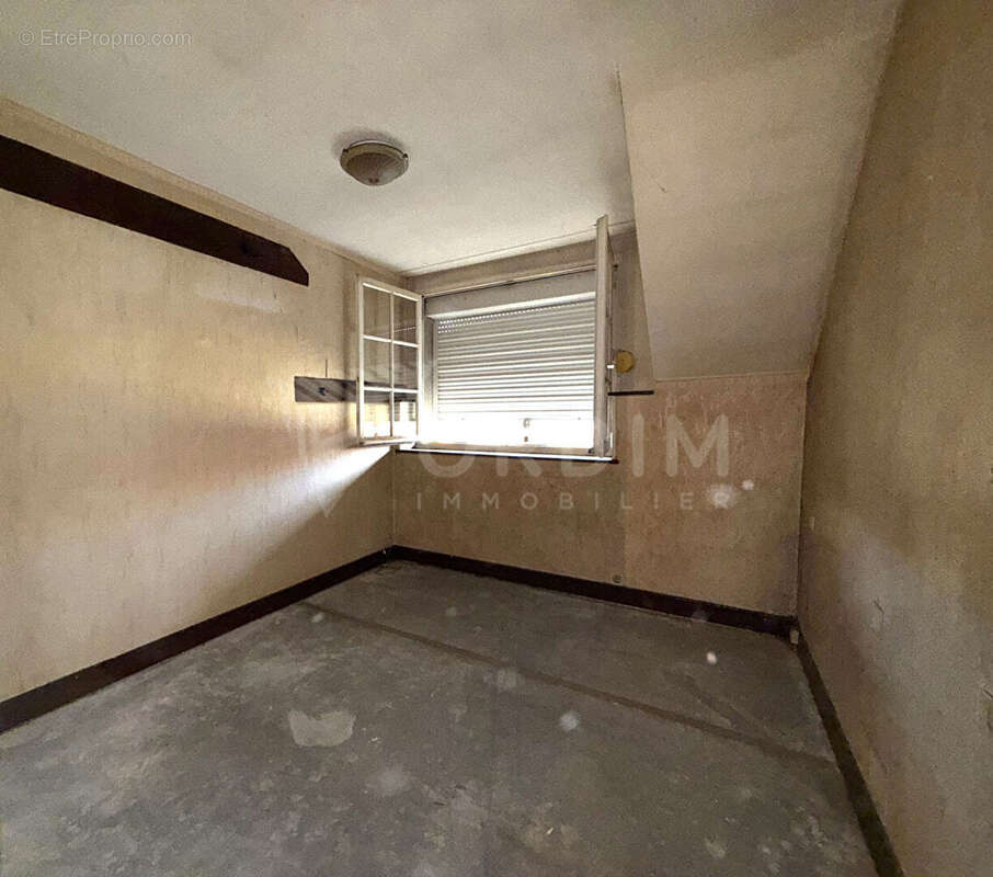 Maison à COSNE-COURS-SUR-LOIRE