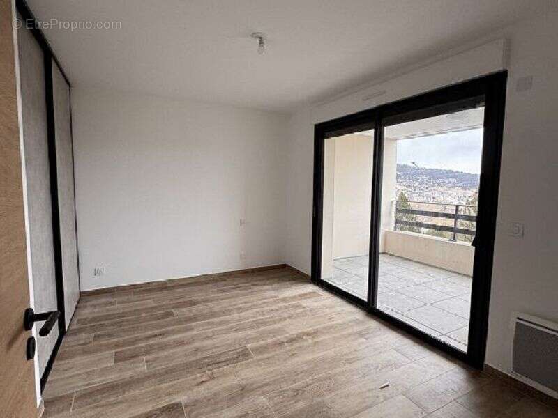 Appartement à LES ANGLES