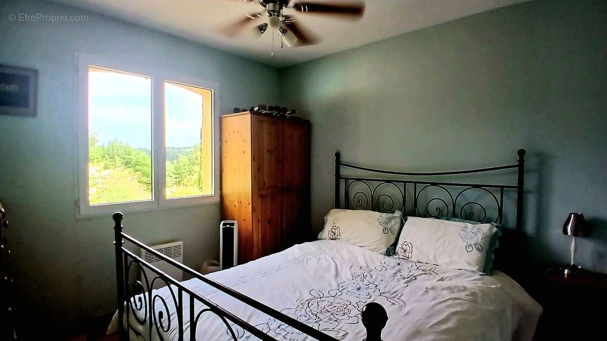 Agréable villa avec 4 chambres et chalet indépendant. - photo 21