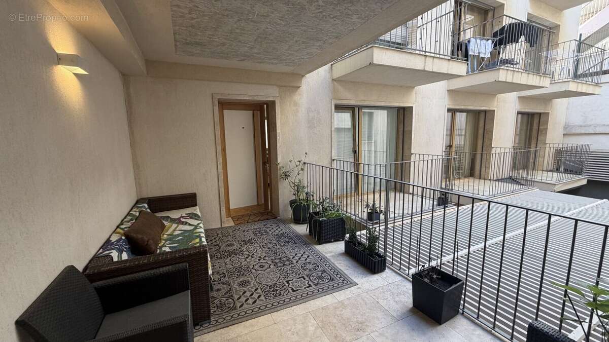 Appartement à NICE