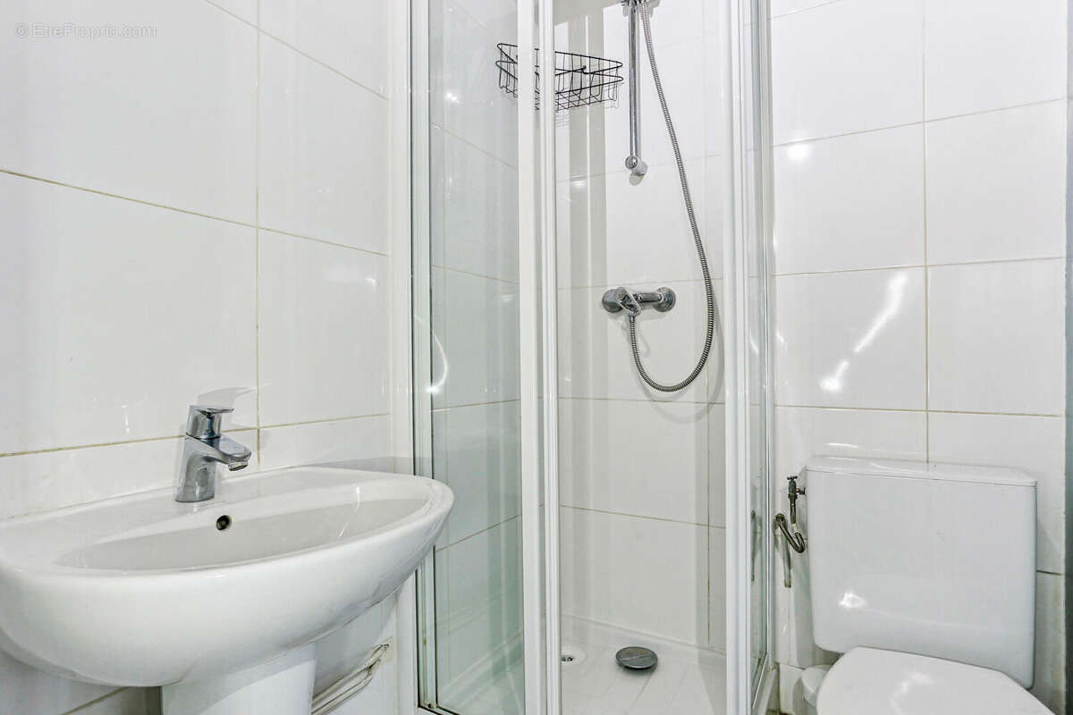 Appartement à LEVALLOIS-PERRET