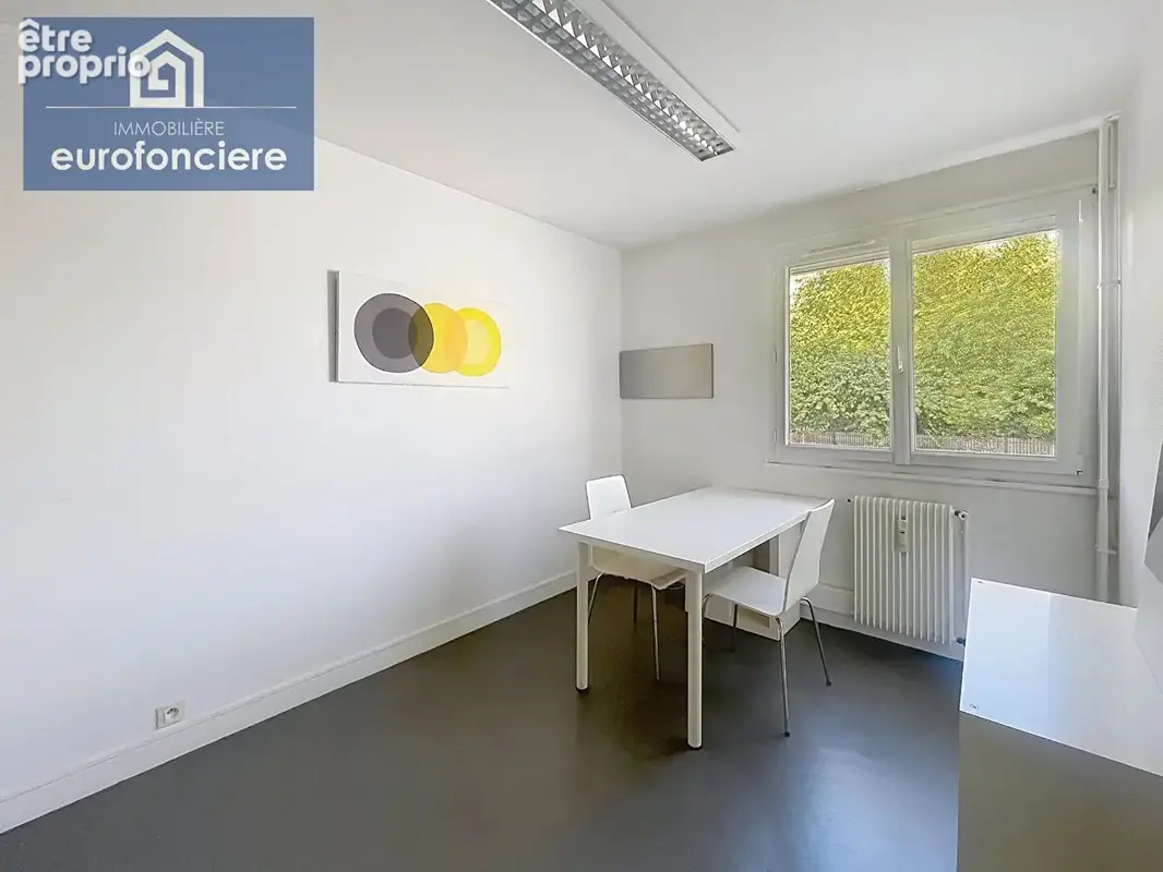Troyes quartier hôpital  appartement 79 m²  3 chambres -balcon -parking - photo 5