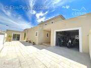 Maison à PORT-SAINT-LOUIS-DU-RHONE