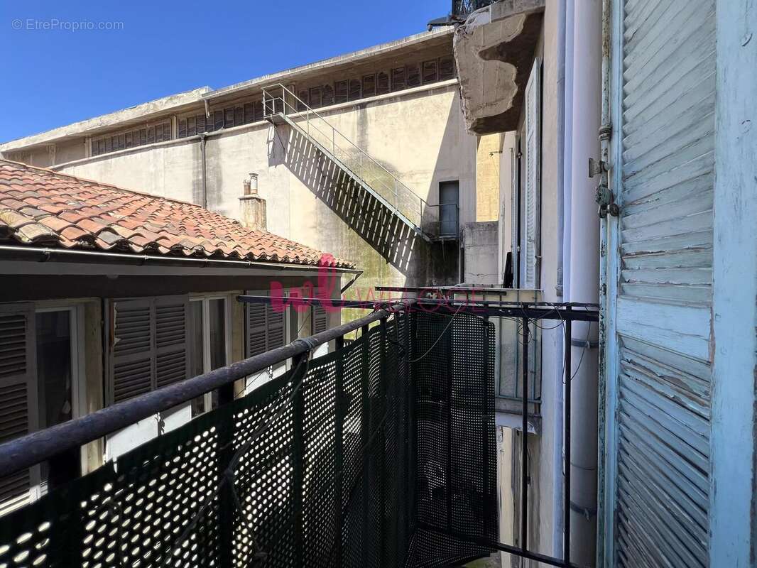 Appartement à MARSEILLE-3E