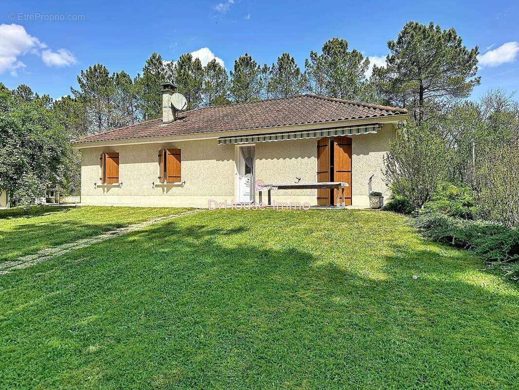 Maison à LA DOUZE