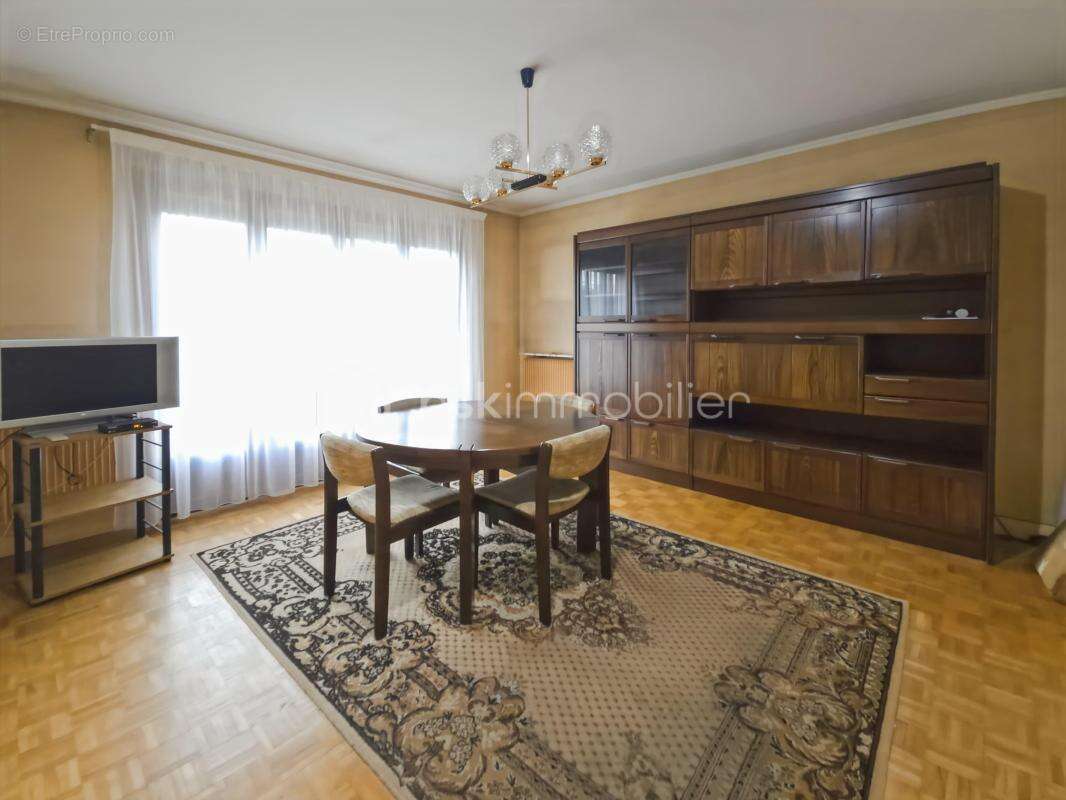 Maison à TREMBLAY-EN-FRANCE